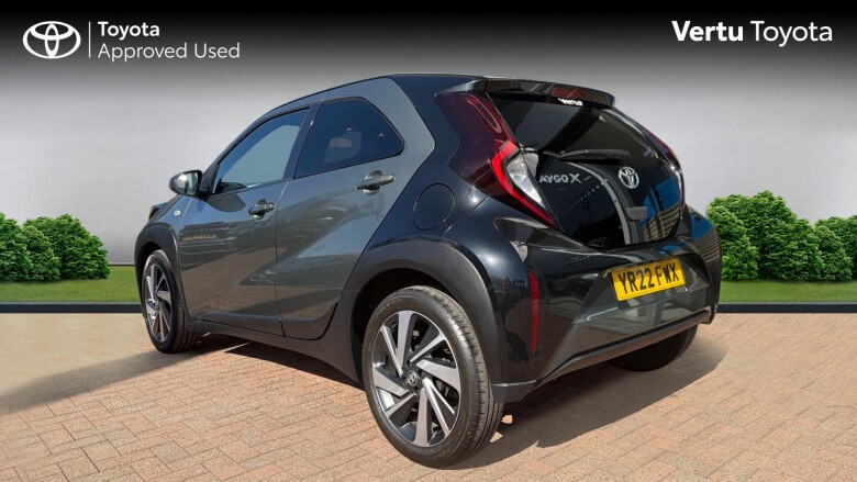 Toyota Aygo X 1.0 VVT-i Edge 5dr Petrol Hatchback